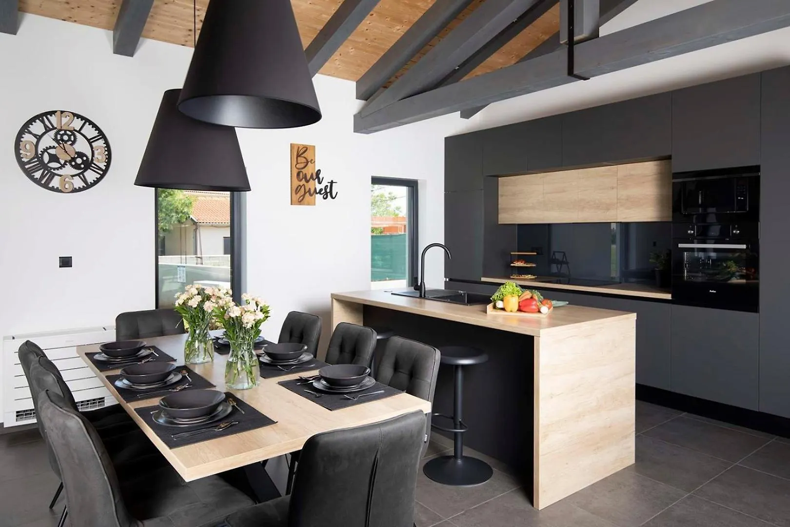 Villa Frola Muntic 0*,